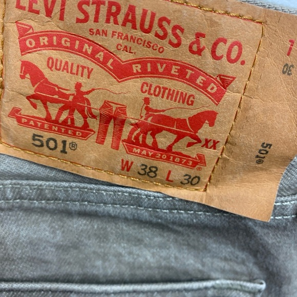 LEVIS 501 Baggy Button Fly  38x27 Taupe Grayish-Brown Men’s Pants Hemmed - Picture 4 of 6